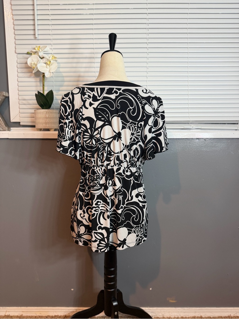 AB Studio Black White Floral Empire Waist Babydoll Top Large Boho Y2K - Picture 6 of 9